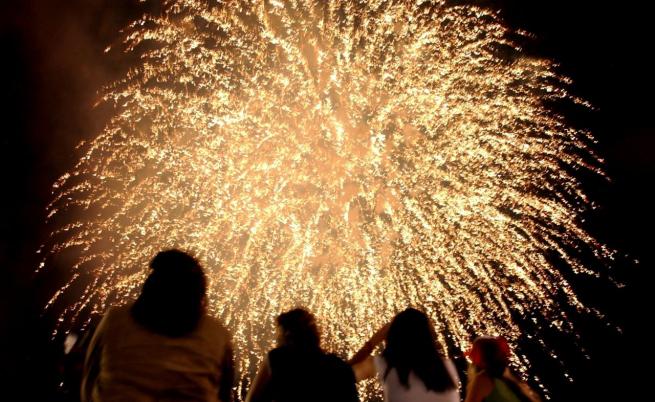 Хонконг ще посрещне 2026 г. без заря след трагедията с големия пожар през ноември