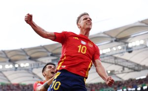 ГЛЕДАЙ НА ЖИВО: Испания vs Германия 1:0, Олмо удари Маншафта
