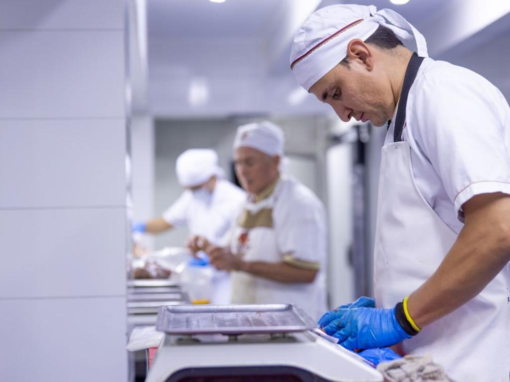 Руските компании все по често използват забранена в страната хранителна добавка