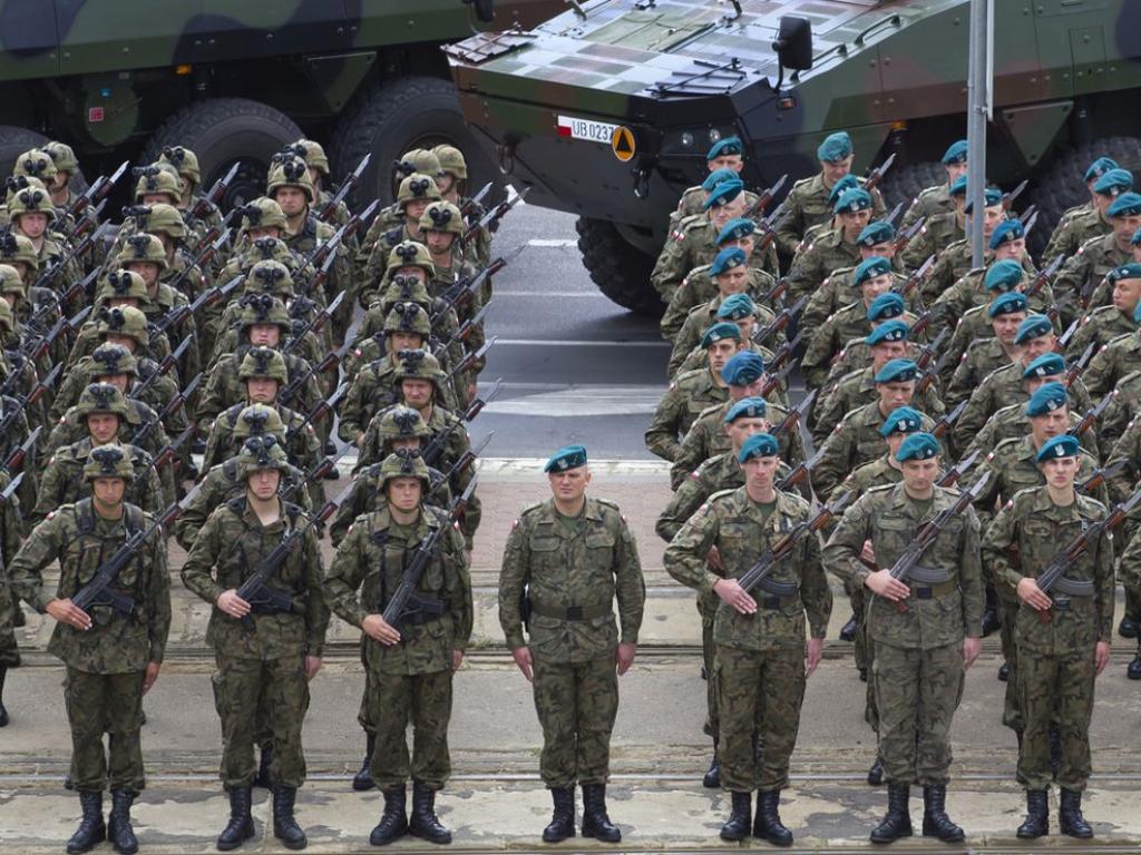 Полша трябва да подготви войниците си за всякакви конфликти заяви