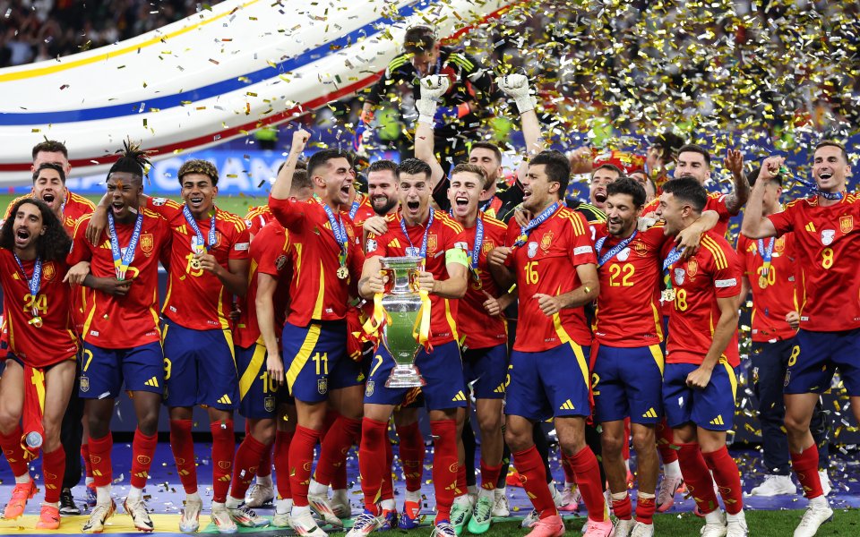 Испания победи Англия с 2:1 във финала на UEFA EURO