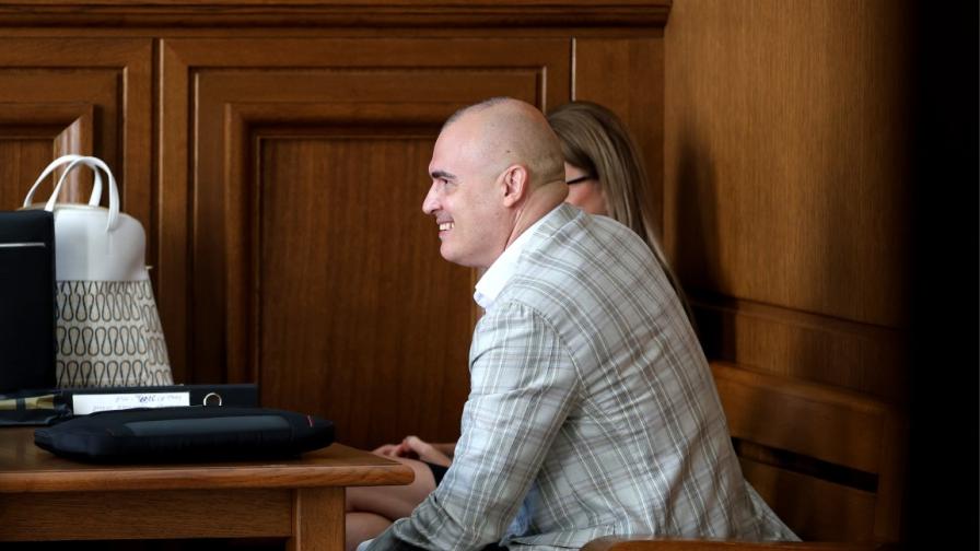 Съдът не успя да даде ход на делото срещу адвокат Илиев