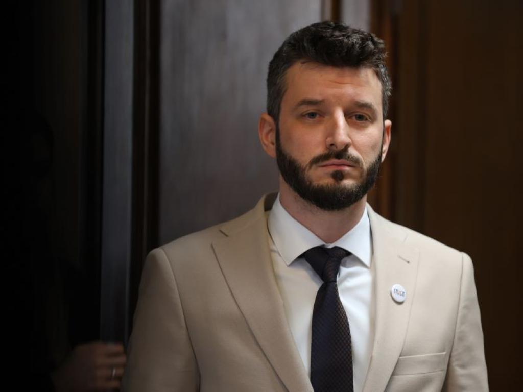 Тpичлeнeн cъcтaв нa Bъpxoвния aдминиcтpaтивeн cъд ВАС пoтвъpди oтcтpaнявaнeтo oт