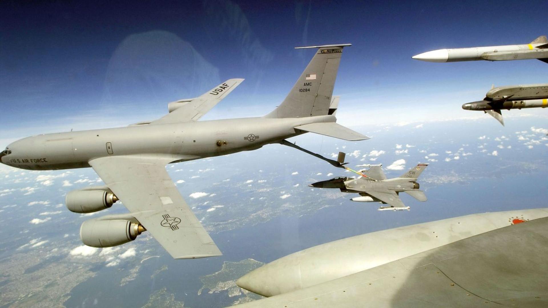 Израелските отбранителни сили IDF публикуваха зрелищни кадри показващи как израелските