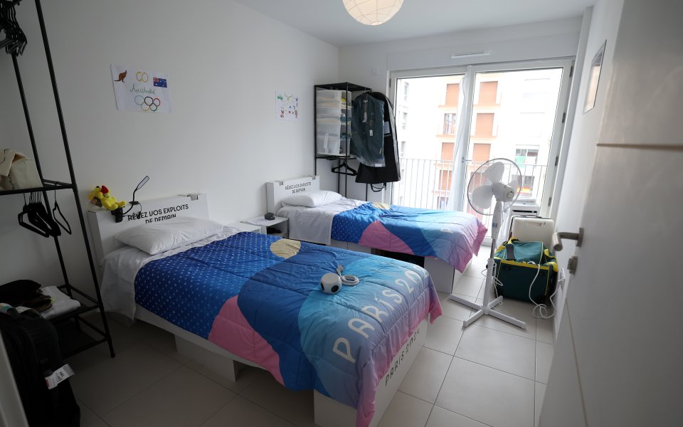 var multipleMatchJson = https://ls.gong.bg/get_matches; var multipleMatchHomeJson = https://ls.gong.bg/get_parsed_matches; var loader_image