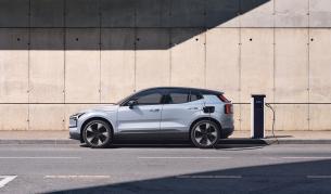 <p>И Volvo смекчава тона за all in EV стратегия</p>