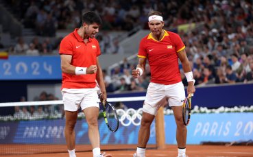 Рафаел Надал и Карлос Алкарас стартираха убедително в турнира по