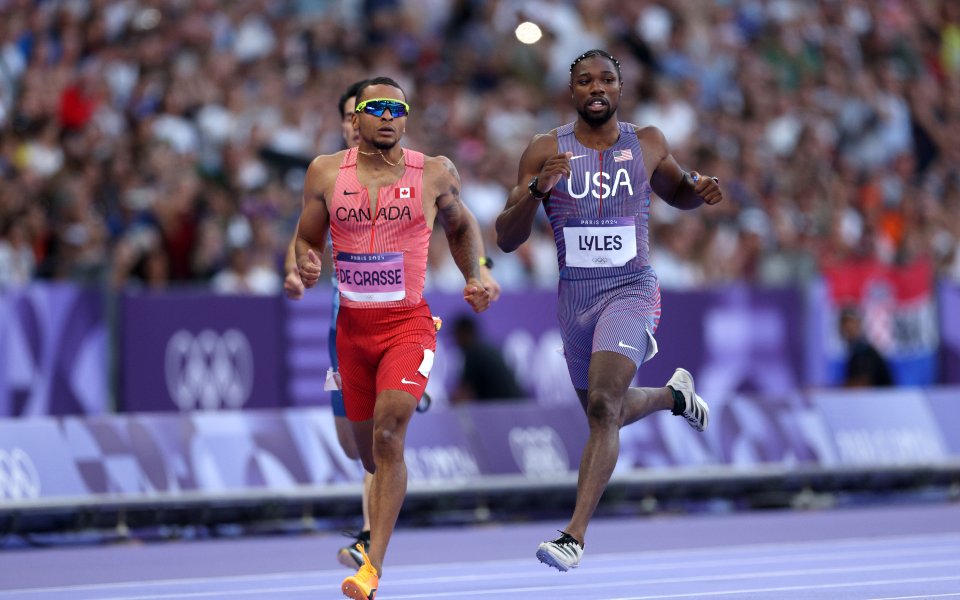 Ноа Лайлс се върна на пистата в понеделник вечерта, за