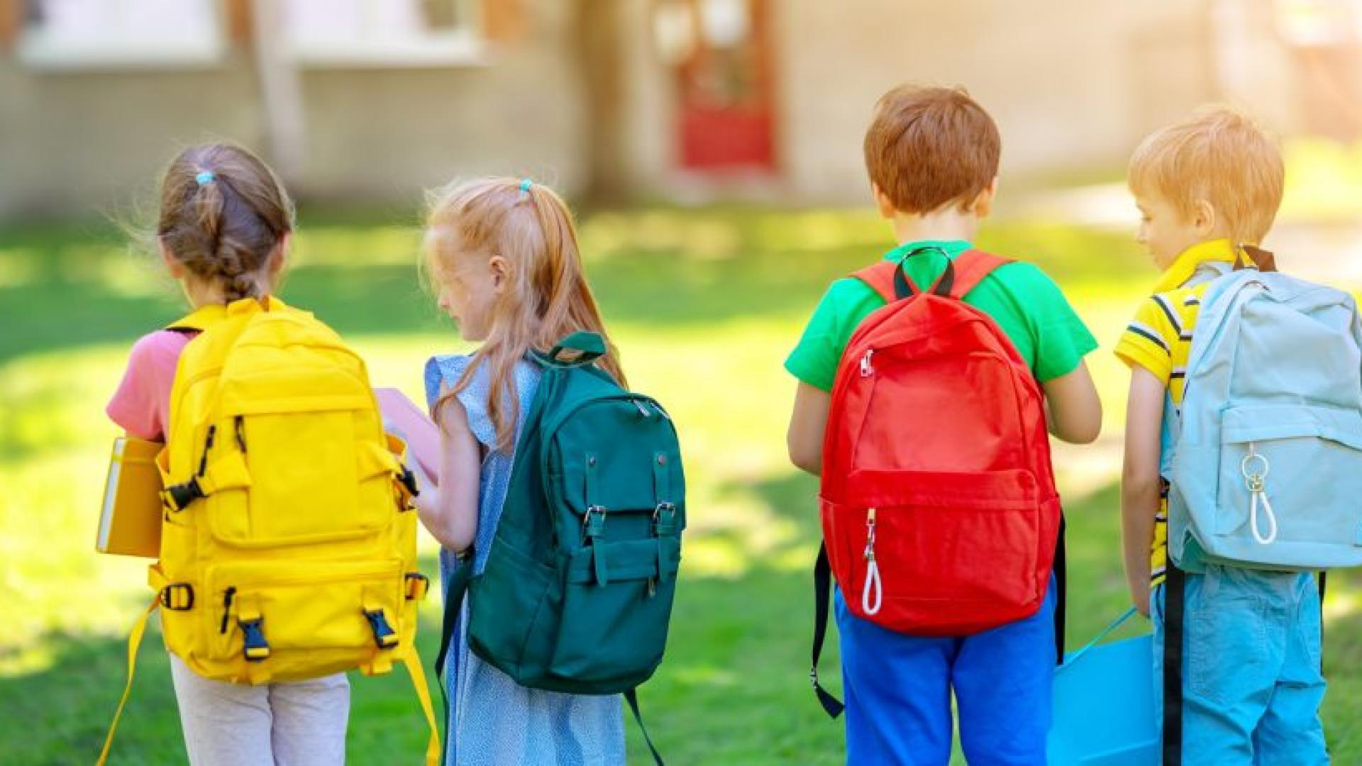 Приемът в първи клас е важен етап както за децата