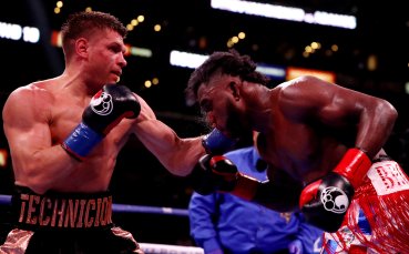 Известният американски боксов експерт и анализатор Теди Атлас очаква страхотно