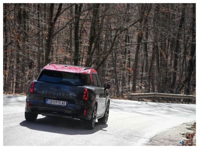 MINI Countryman John Cooper Works галерия