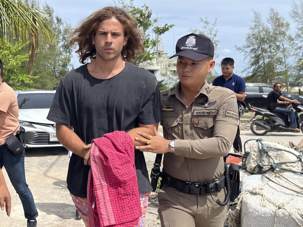 Синът на испанската филмова звезда Родолфо Санчо –  Даниел Санчо