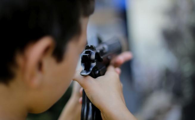 Стрелба с газов пистолет и преследване след катастрофа в Пловдив