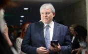Румен Христов предлага президентът да няма право да участва в политиката до две години след мандата си