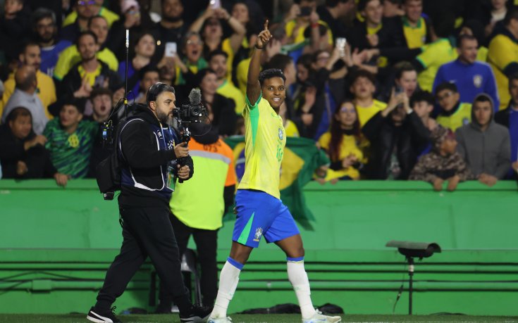 Един гол стигна на Бразилия да надвие Еквадор и да се върне към победите