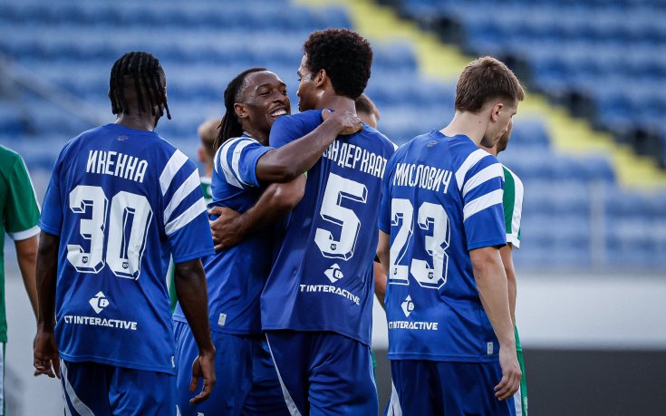 Левски срази Ботев Враца в голово шоу на 