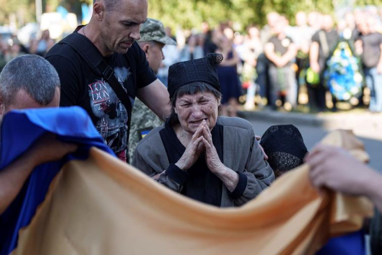 Украйна отдаде почит и погреба жертвите на варварската атака в