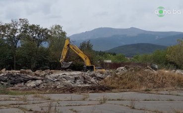 Ремонтните дейности на базата на ЦСКА в Панчарево