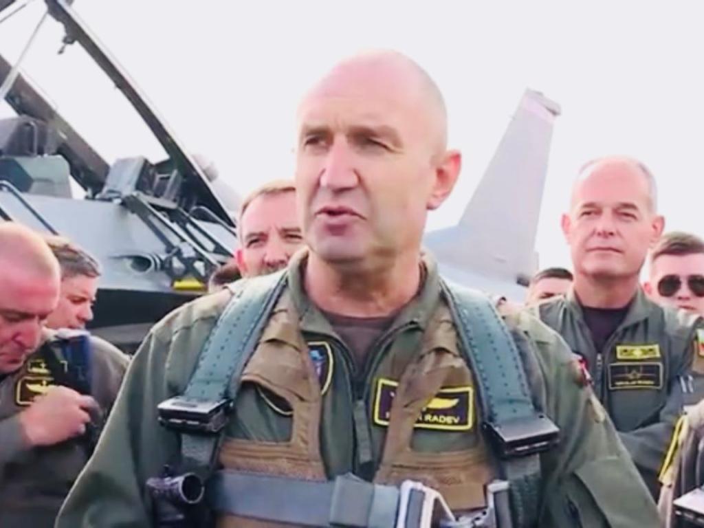 Тази сутрин от Авиобаза Граф Игнатиево президентът Румен Радев излетя
