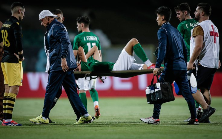 Нападател на Берое сложи гипса