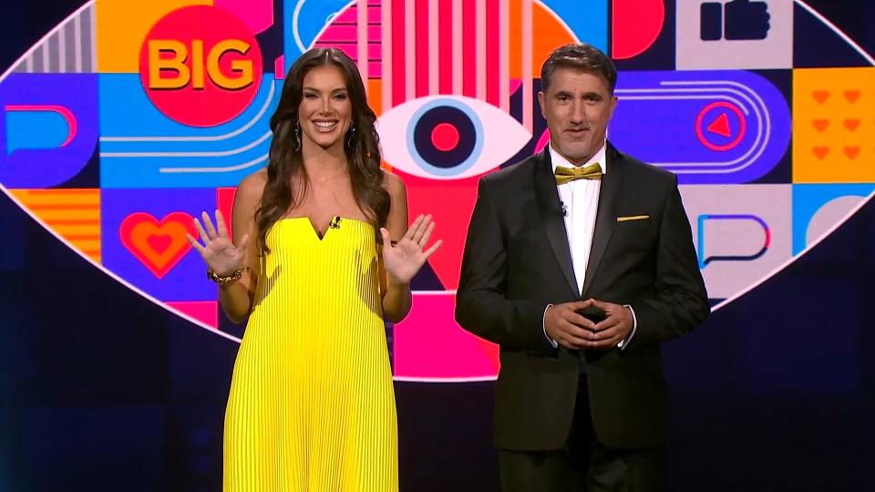 Тя е силна, тя е независима, а един мъж не