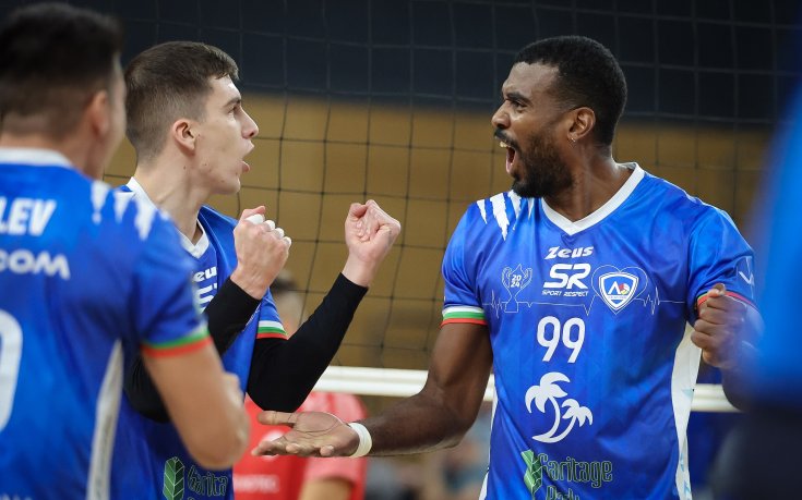 Левски продължава без загубен гейм във волейболното първенство