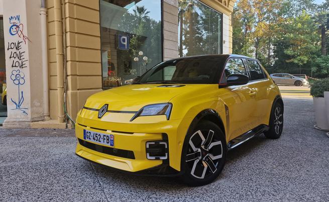  STOP&GO: Максимална мощ на зареждане 100 kW, на такава станция батерията се зарежда от 15 до 80% за 30 мин 