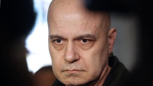 Слави Трифонов обвини ПП-ДБ за случая "Петрохан"