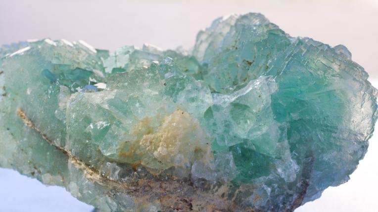  6 кристала за по-добър фокус и централизация 