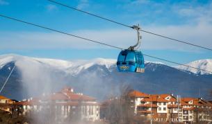 Дете беше пометено от моторна шейна в Банско