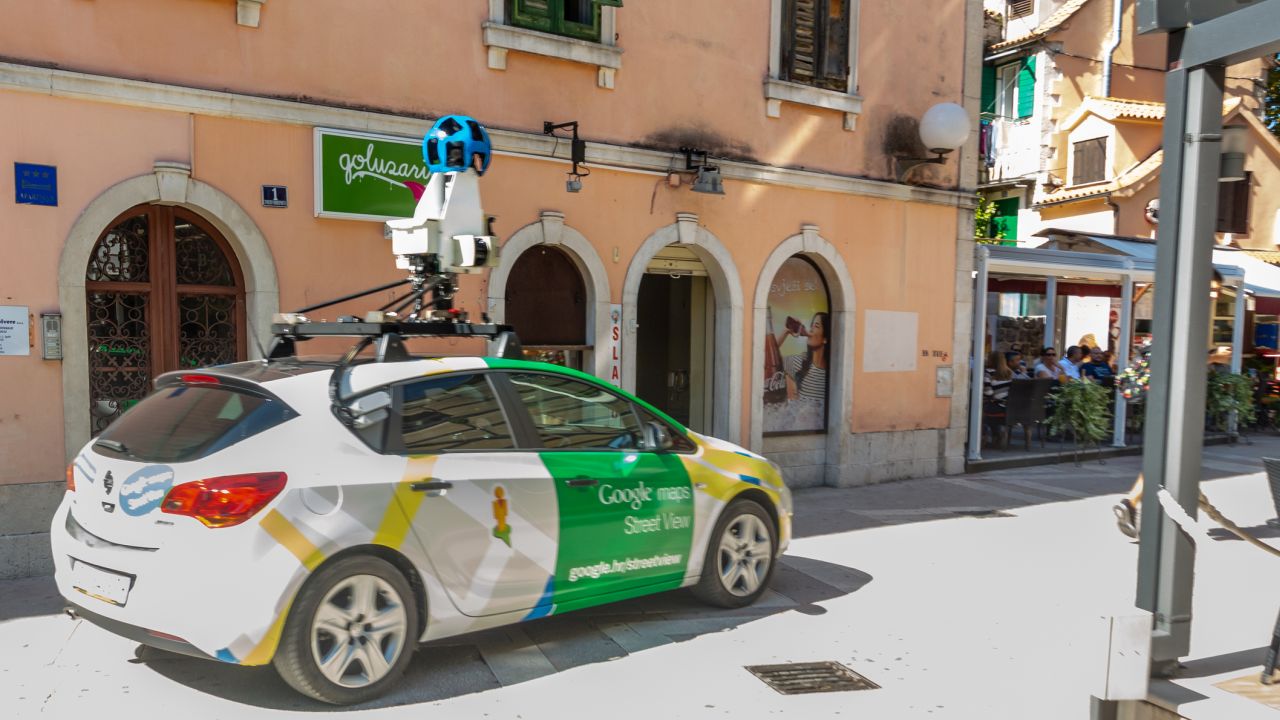 Зловеща снимка на Google Street View разкри убийство в любовен триъгълник