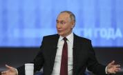 CNN: Мирните преговори вървят точно както иска Путин