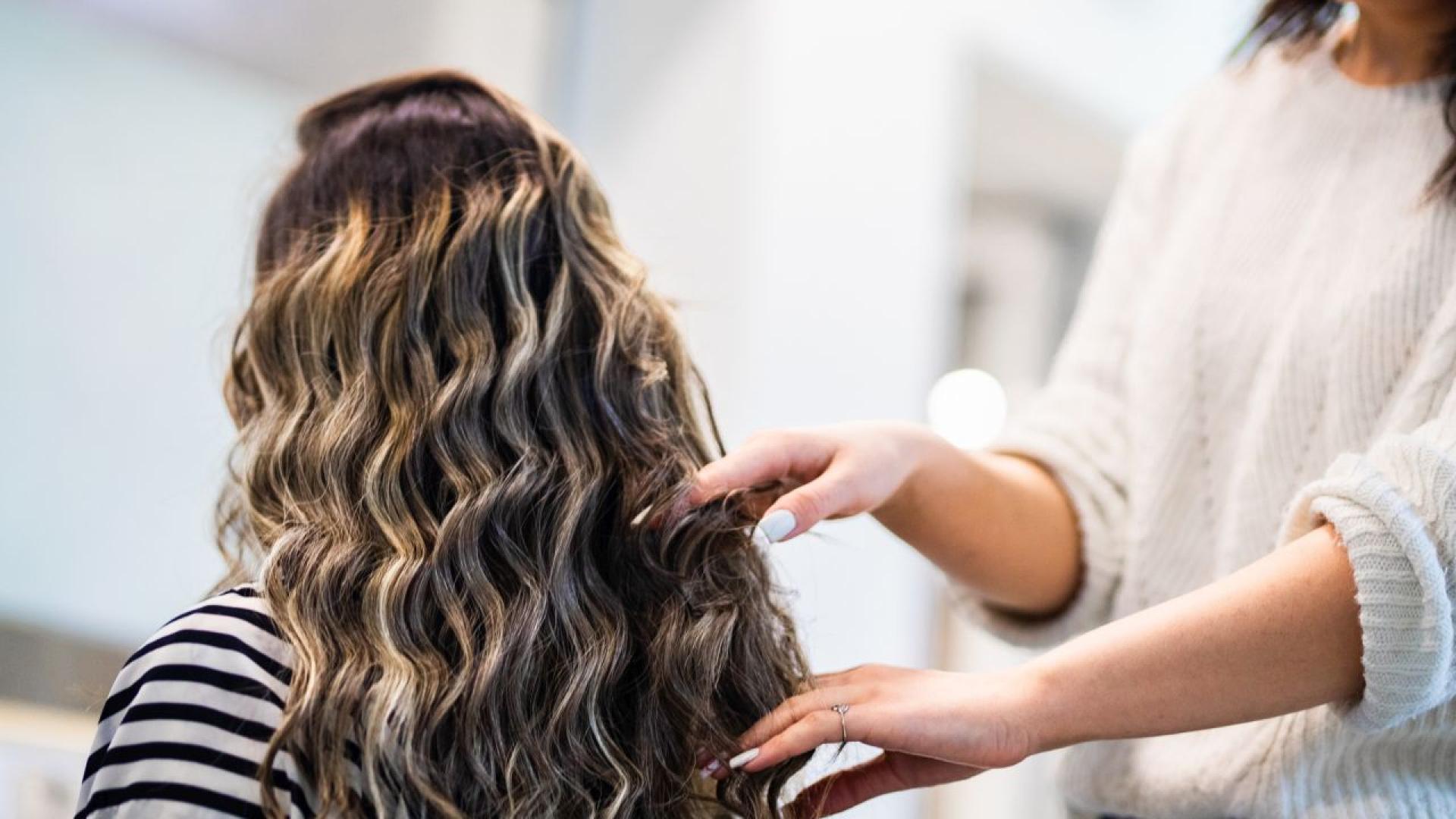 Нашата коса и нокти непрекъснато растат но не с постоянна