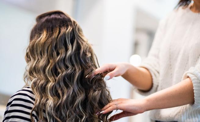 Звездни тайни за коса: 3 трика, които действително работят