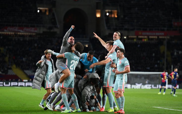 Атлетико Мадрид нокаутира Барселона в сетния миг и се качи на върха в Ла Лига