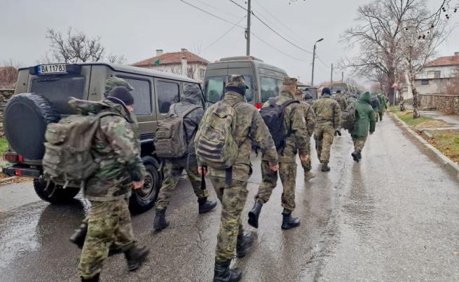 Девети ден без следа: Издирването на 13-годишния Ники от село Конаре продължава