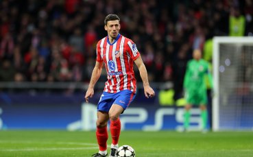 Атлетико Мадрид отървава Барселона от защитник