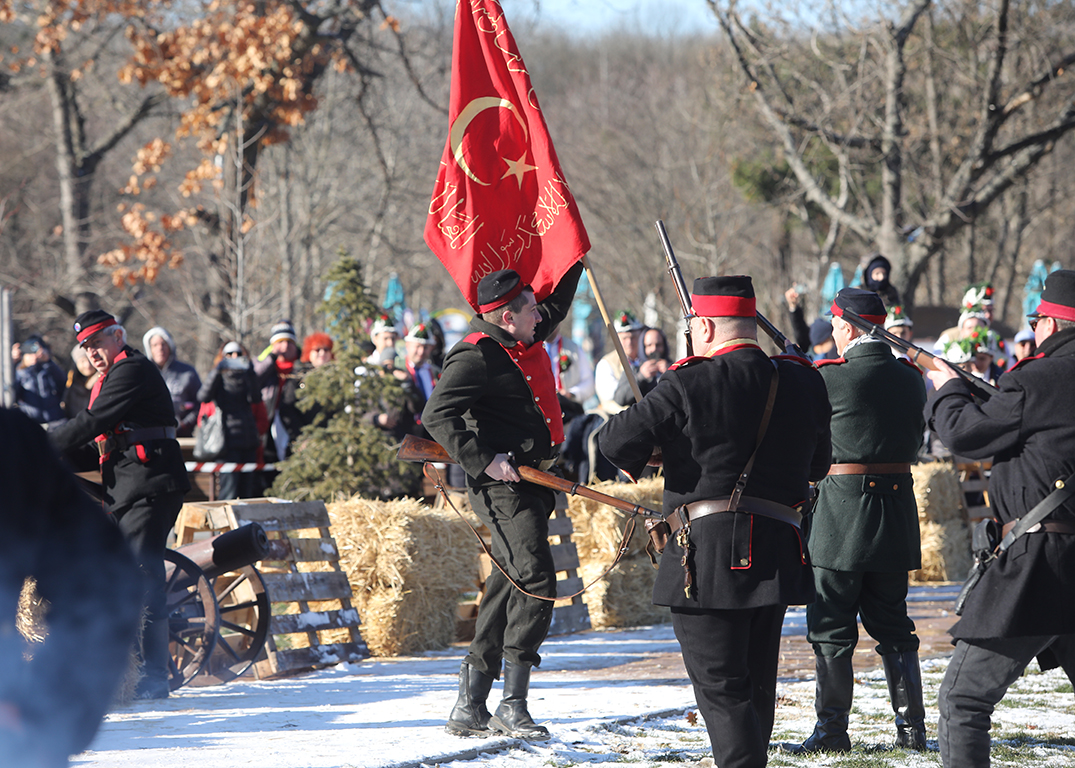 <p>Историческа възстановка по повод 147 години от Освобождението на град София от османско владичество в Северен парк</p>
