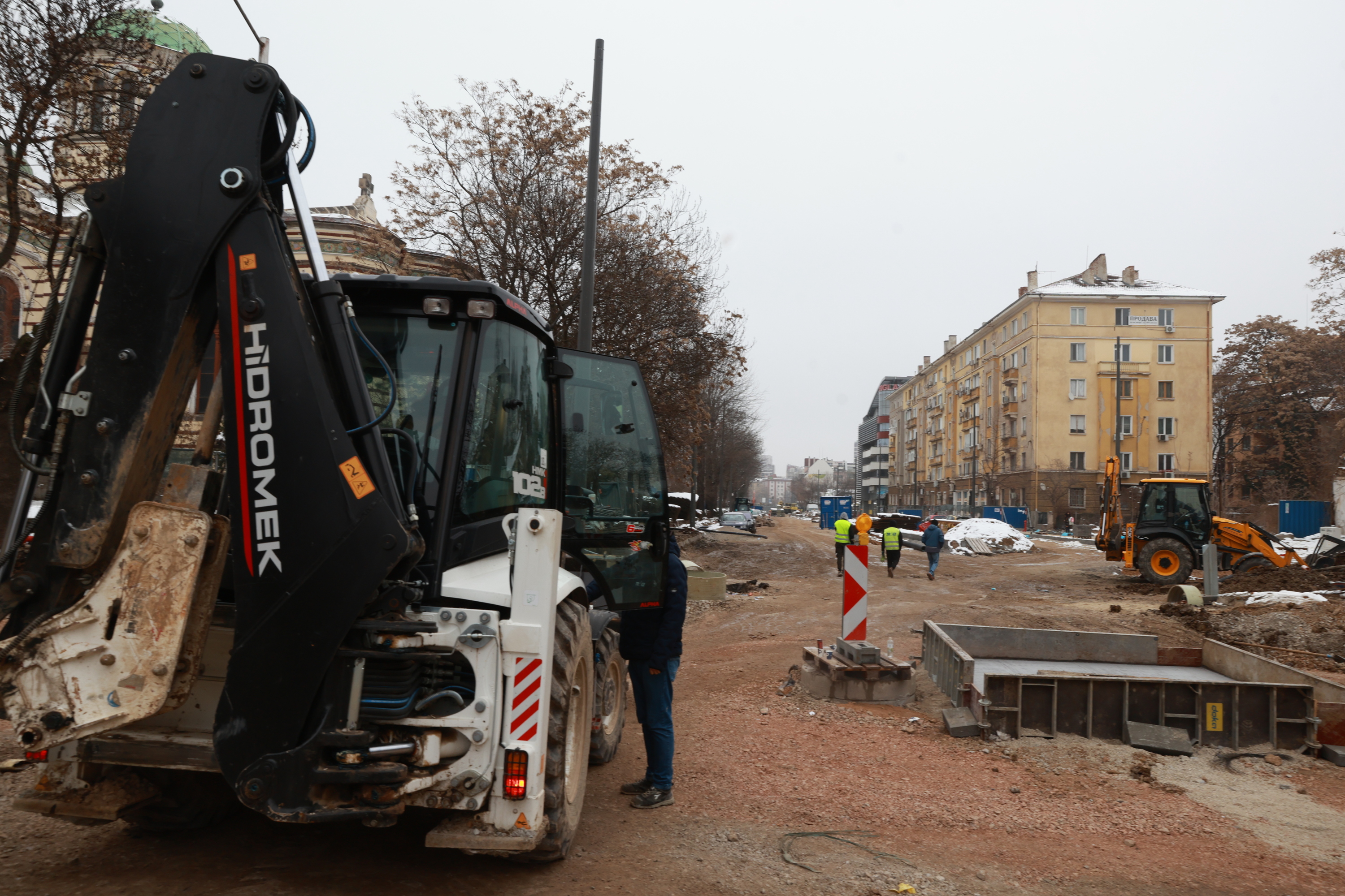 <p>Граждани направиха протестна разходка около ремонта на ул. &bdquo;Опълченска&ldquo; в София</p>