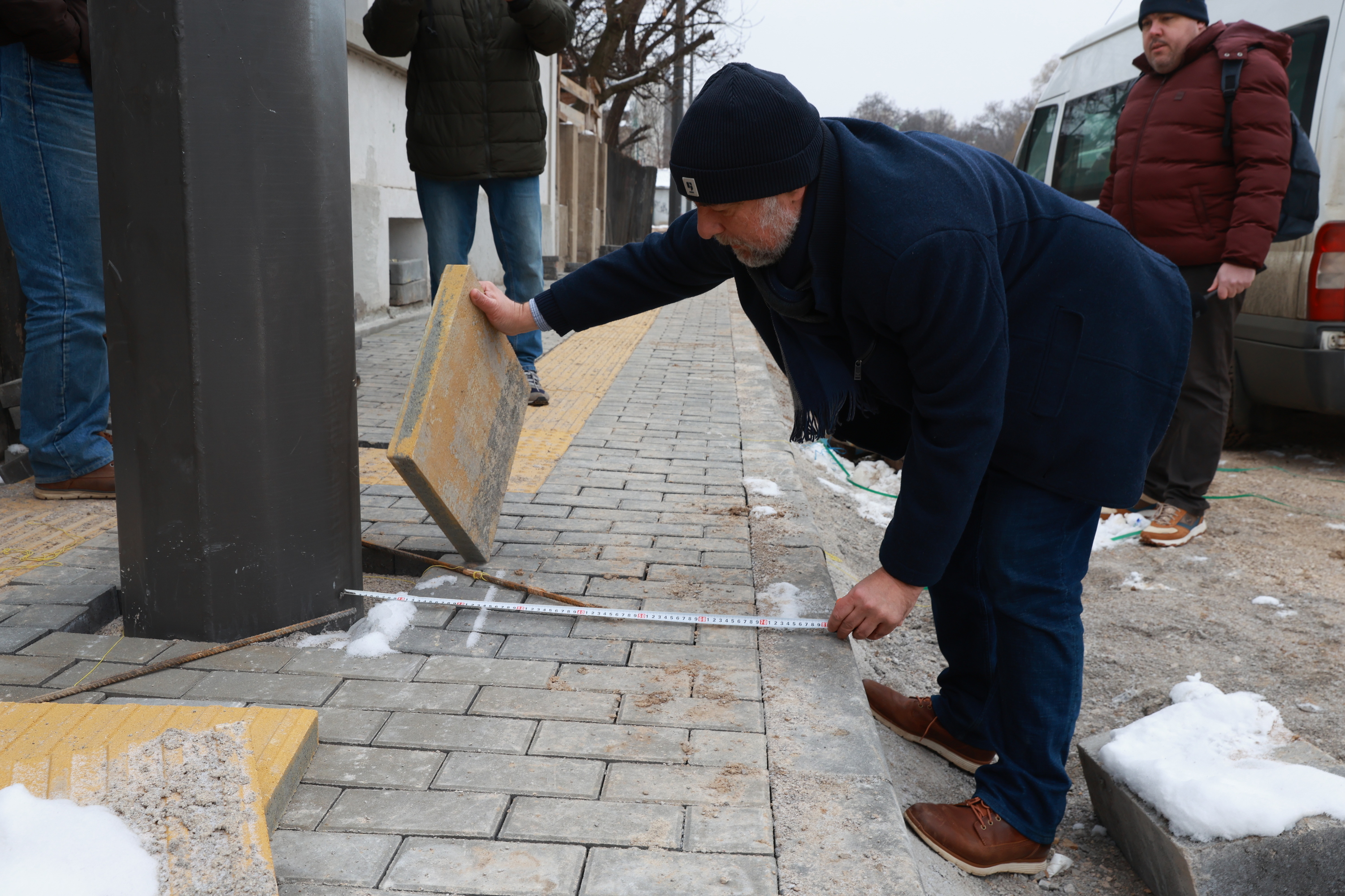 <p>Граждани направиха протестна разходка около ремонта на ул. &bdquo;Опълченска&ldquo; в София</p>