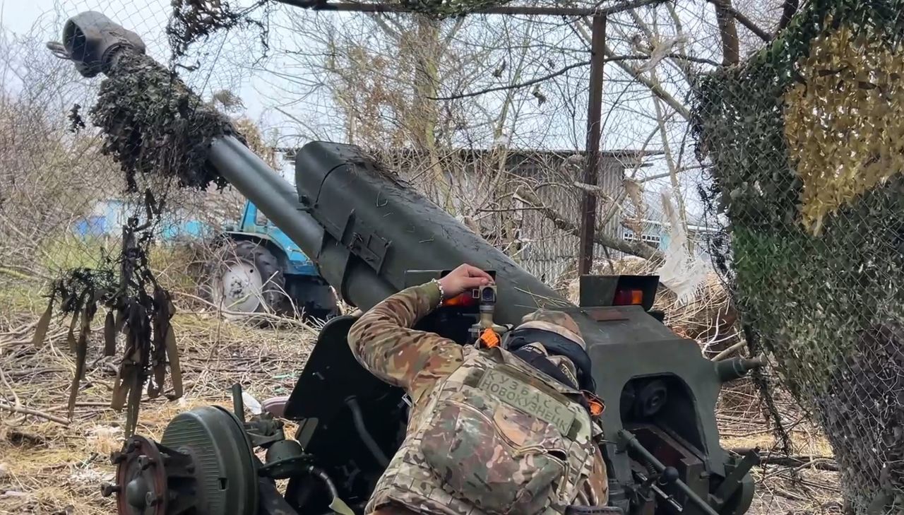 Руските сили превзеха две селища в Източна Украйна