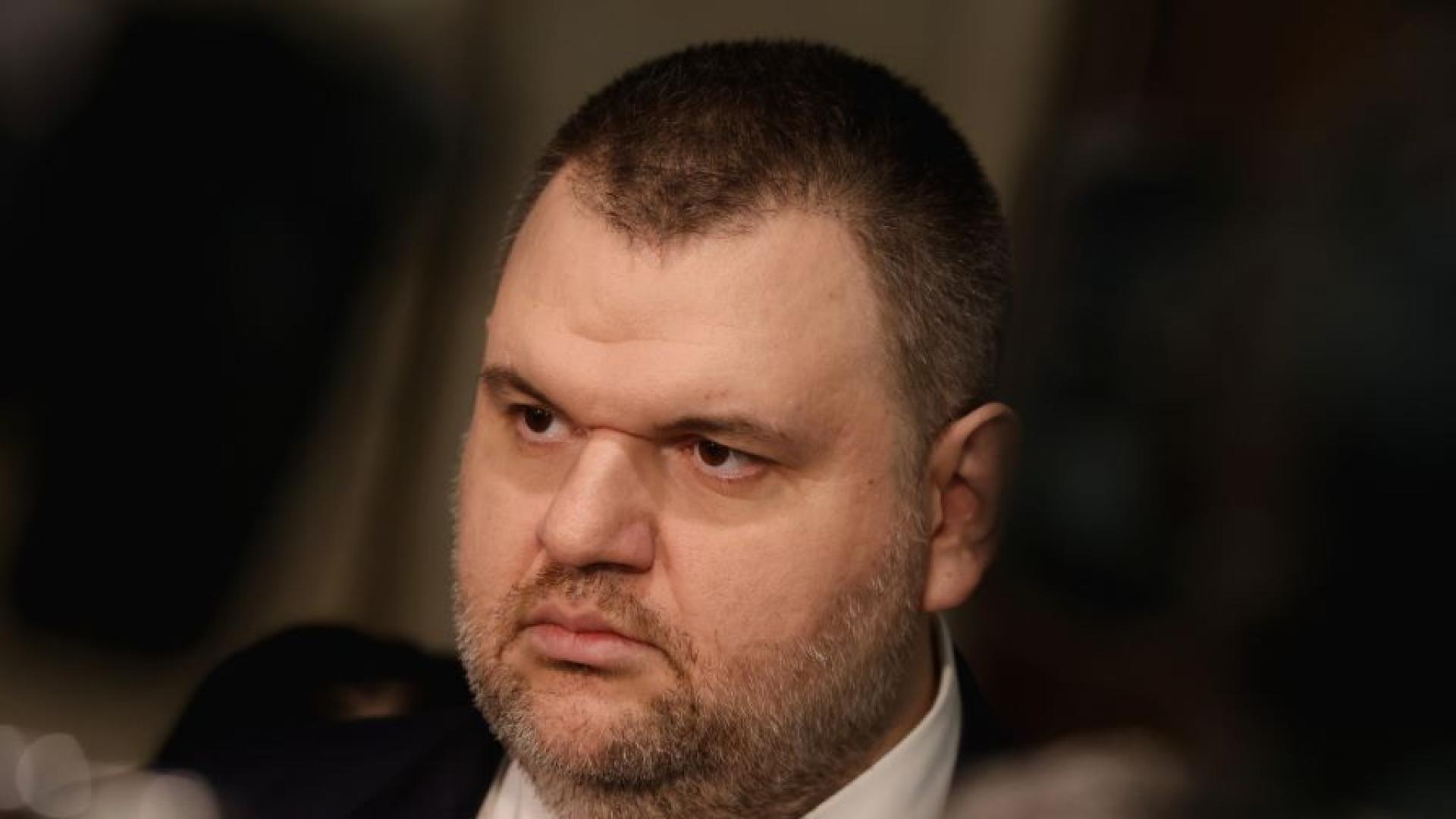 Министерство на отбраната незабавно да изплати заплатите на протестиращите от