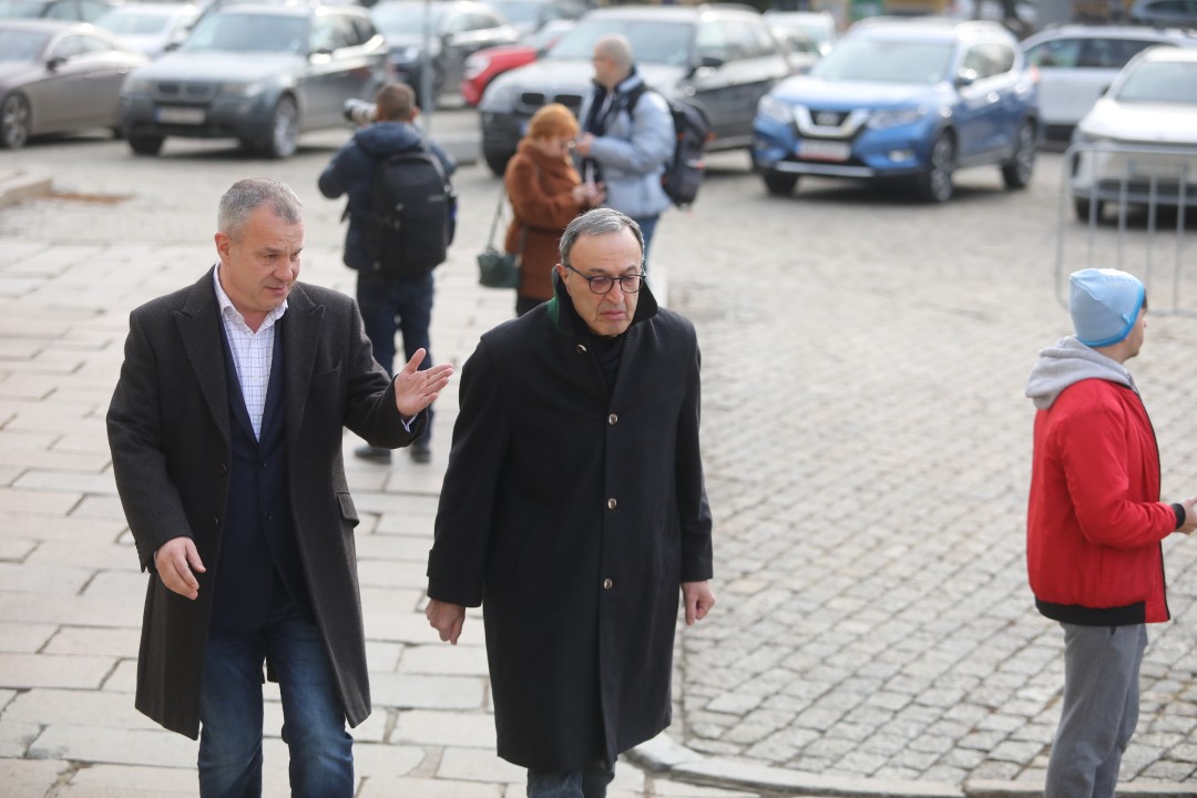 <p>В Патриаршеската катедрала &bdquo;Св. Александър Невски&ldquo; днес бе отслужена панихида в памет на 10 години от смъртта на д-р Желю Желев &ndash; първия демократично избран президент на България.</p>