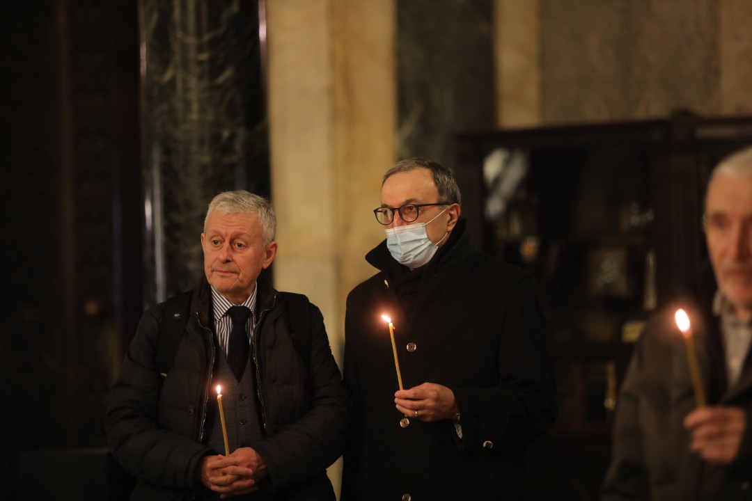 <p>В Патриаршеската катедрала &bdquo;Св. Александър Невски&ldquo; днес бе отслужена панихида в памет на 10 години от смъртта на д-р Желю Желев &ndash; първия демократично избран президент на България.</p>