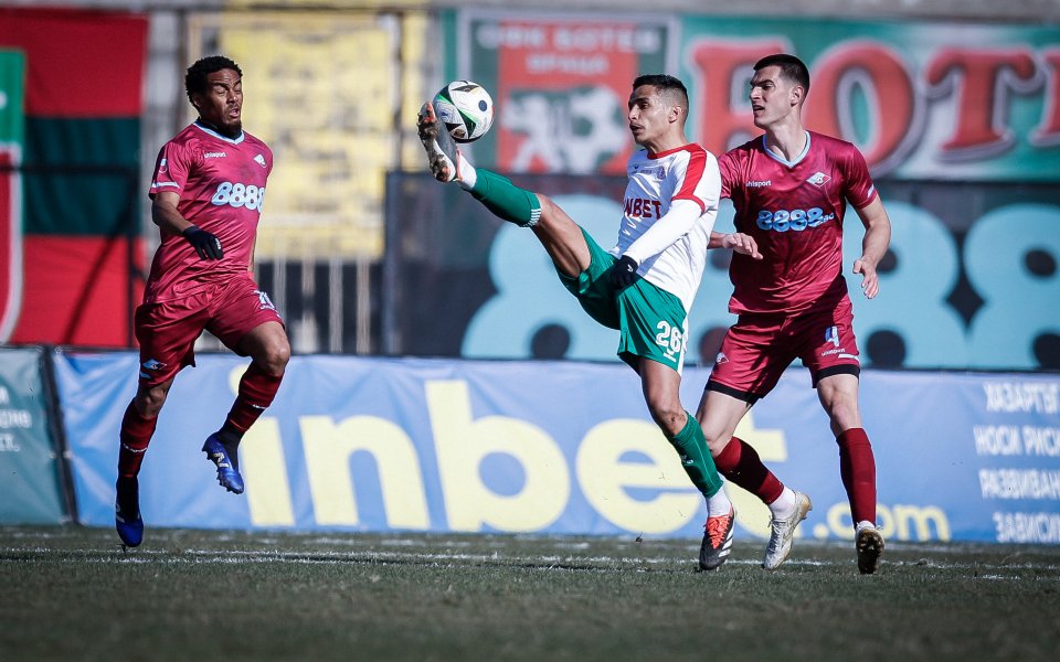 <div id=stats-sub clas