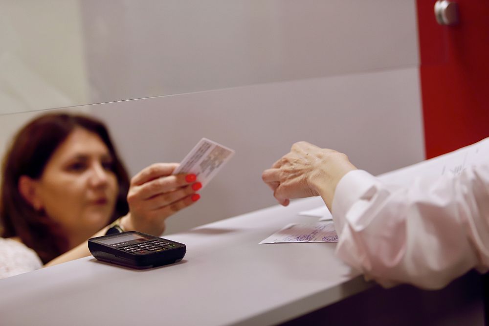 Скача таксата за издаване на лична карта от януари 2026