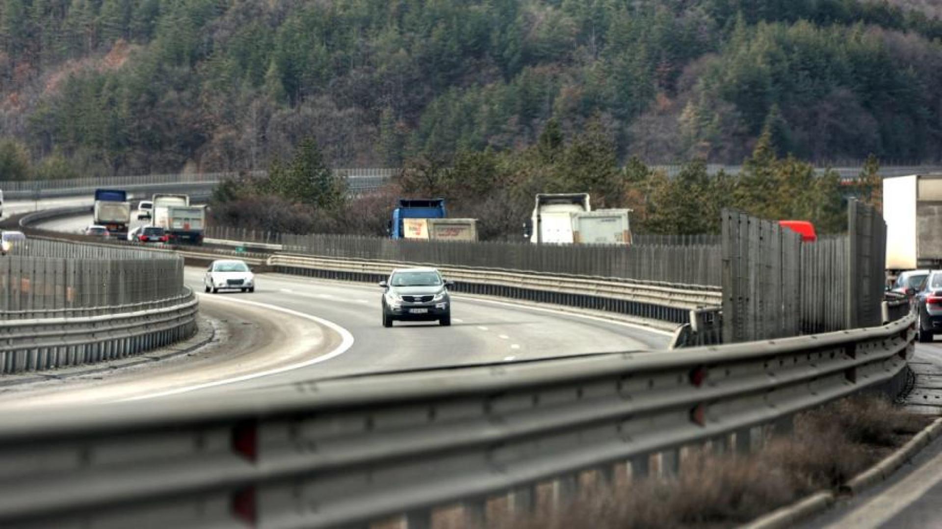 Реорганизация на движението ще бъде наложена при 83 и км на