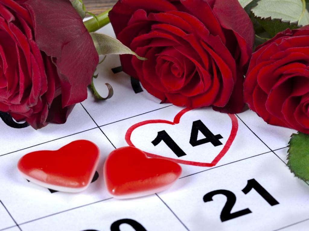 Повече от шоколадовите бонбони в кутия с форма на сърце