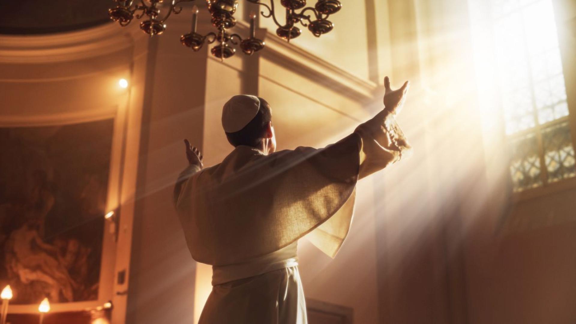 Смъртта на папа Франциск поставя началото на един от най древните