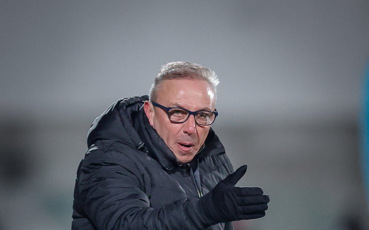 Националният селекционер посочи формулата си за подобряване на българския футбол